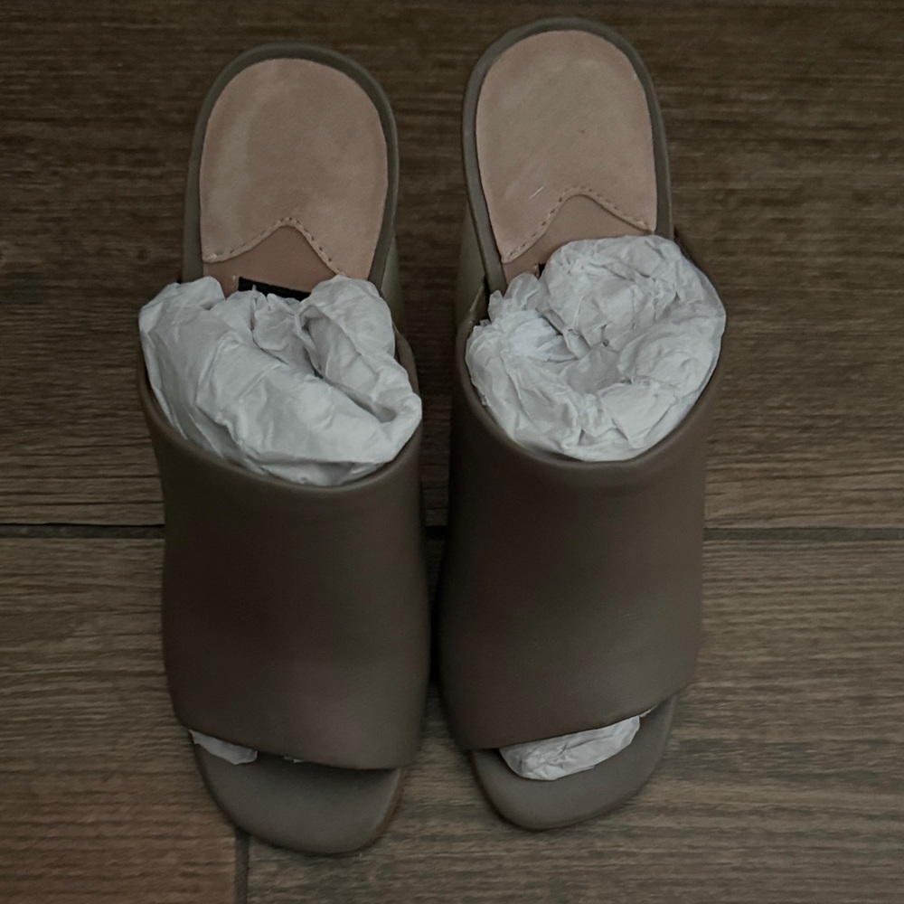 Zac Posen Tan Women's Mules
